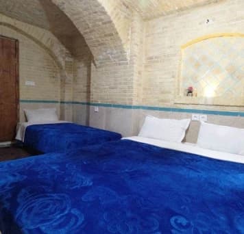 Shiraz-Emarat-haft-rang